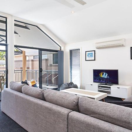 Sienna, 27A Christmas Bush Avenue - Duplex With Aircon, Wi-Fi And Close To Dutchie'S Beach Нельсон-Бей Екстер'єр фото